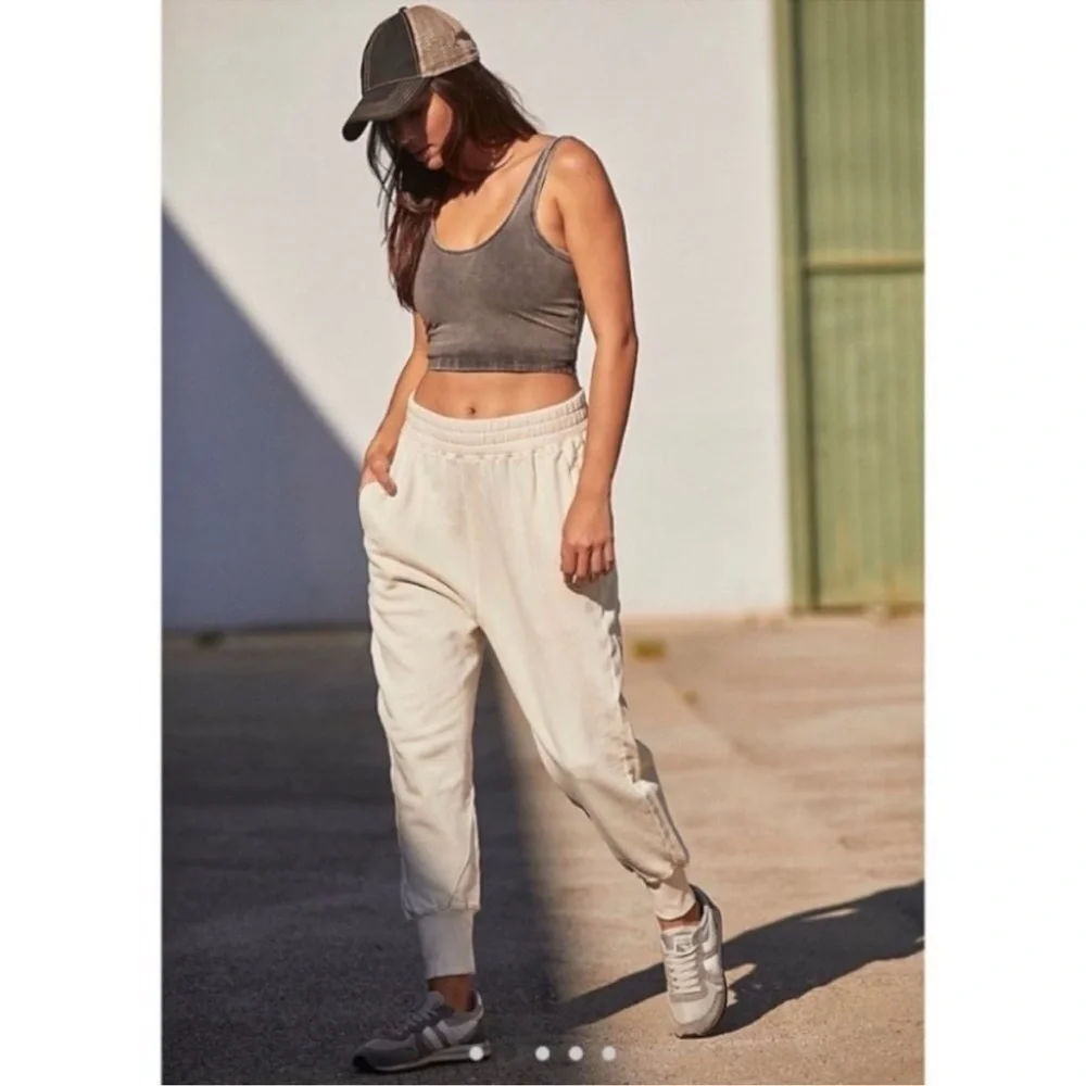 New Free People June Bug Sweatpants Joggers FP Movement Cream Small - Picture 10 of 12